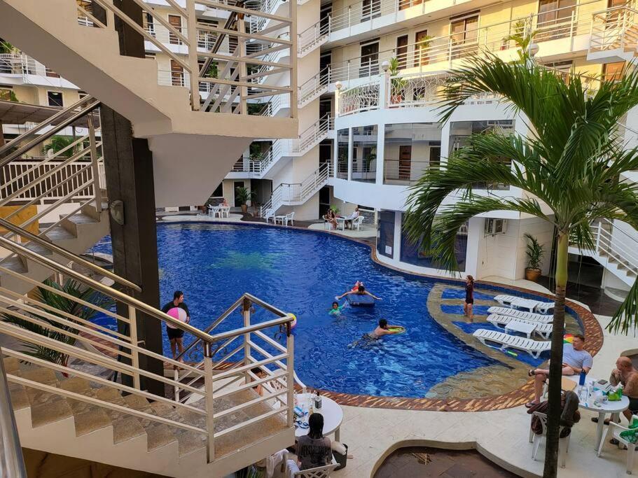 Kandi Resort-Type Spacious 1 Bedroom With Netflix And Free Housekeeping Angeles Luaran gambar