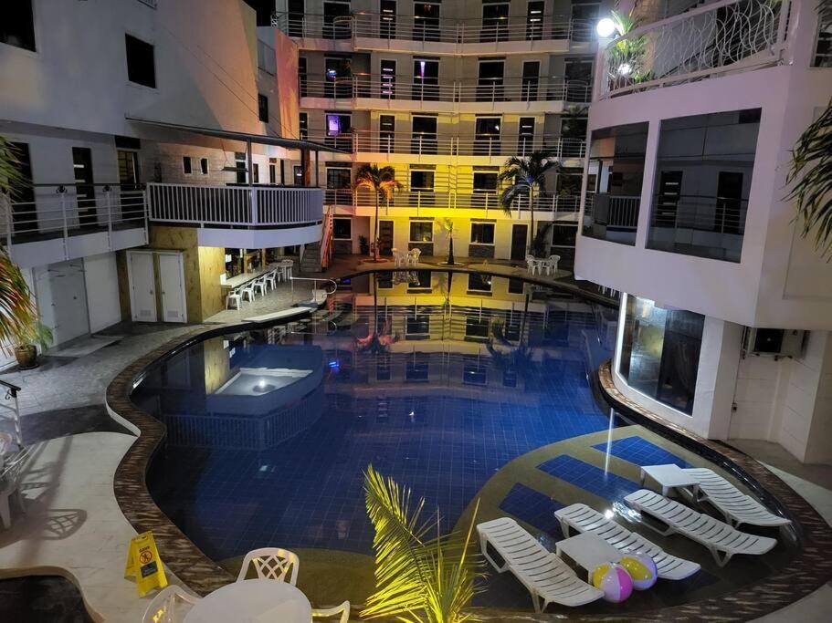 Kandi Resort-Type Spacious 1 Bedroom With Netflix And Free Housekeeping Angeles Luaran gambar