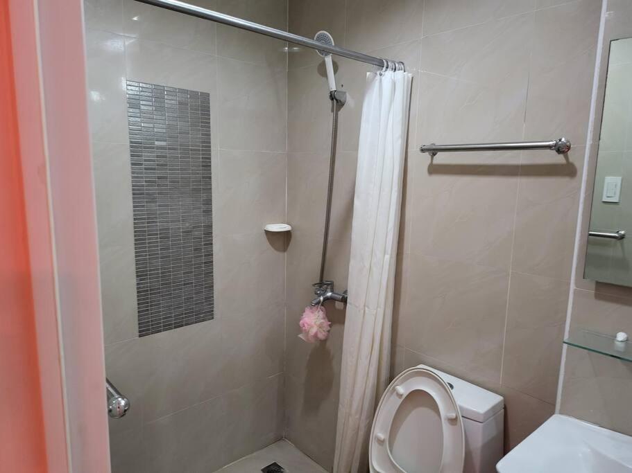 Kandi Resort-Type Spacious 1 Bedroom With Netflix And Free Housekeeping Angeles Luaran gambar